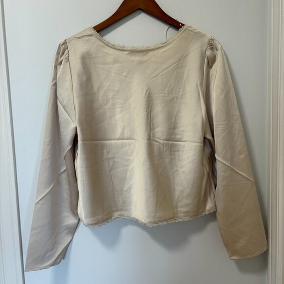 House of Harlow 1960 satiny long sleeve blouse cream crop lace bows Size L - Picture 8 of 12